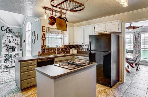 Kennedale House | Quiet Countryside Home, 5 Mi to Lake Arlington!