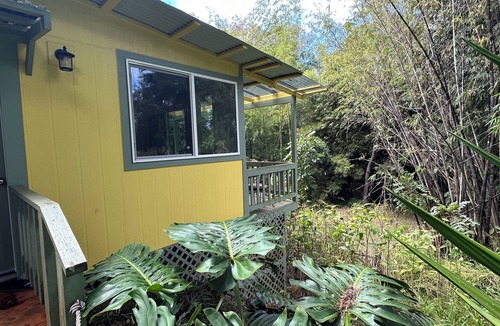 Hawi Apartment | Quiet eco-friendly studio nestled in Bamboo grove minutes from Hawi town