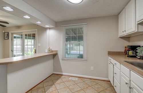 Waldorf House | Quiet Home 11 Mi to Andrews AFB: Family Friendly!