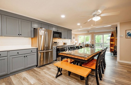 Swanton House | Quiet Lakefront w/Deck, Dock & Fire Pit