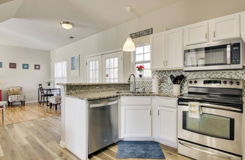Charlotte House | Quiet Oasis in Charlotte! Home Near UNCC Campus