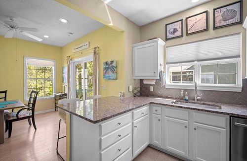 Saint Helena Island House | Quiet Retreat, Golf Cart Included, Pet Friendly - 603 Porpoise