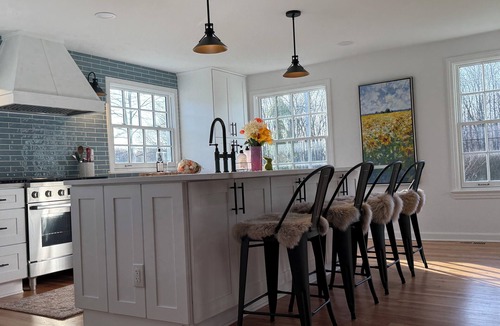 Russell Township House | Quintessential Chagrin Falls in an upscale home!