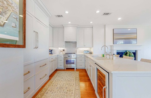 South of Broad Condo | Rainbow Row Pied-À-Terre Condo in Charleston