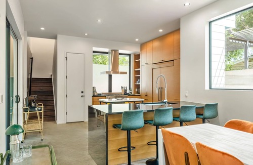 East Cesar Chavez House | Rainey Retreat | Pool | Hot tub | Firepit | DT ATX
