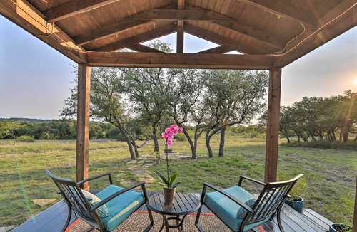 May Cabin | Ranch Living in May ~ 10 Mi to Lake Brownwood!