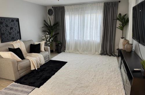 Coliseum Central Apartment | Raqsea Condo