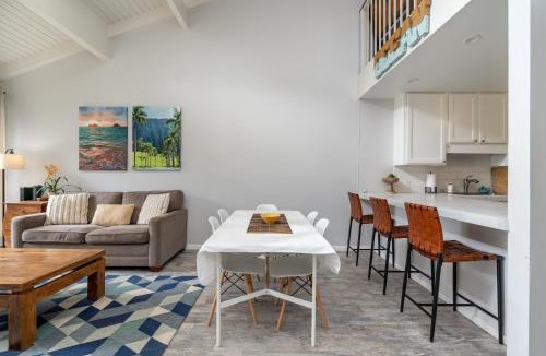 Kahuku Apartment | Rare 2 Bedroom & Loft Townhouse on the North Shore