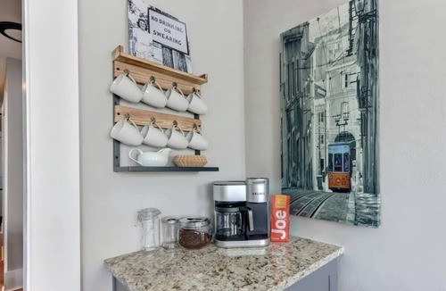 Old West Broad Neighborhood Apartment | Red Brick Row, Modern | Inviting | Chic