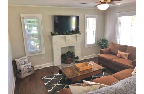 Mount Airy House | Red Brush Charmer - Home Away from Home