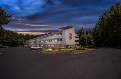 Durham Hotel | Red Roof Inn Chapel Hill - UNC