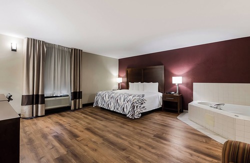 Newport News Hotel | Red Roof Inn Newport News - Yorktown