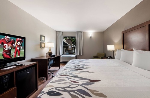 Newport News Hotel | Red Roof Inn Newport News - Yorktown