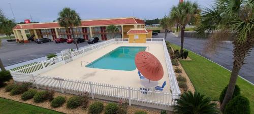 Tifton Hotel | Red Roof Inn Tifton