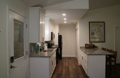 Keaton Beach House | Redfish Retreat Hot Tub Deep Water Canal front 40 ft Dock Ice Parking Pets Kayak