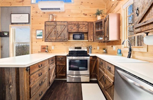 West Fork House | Redwoods Rising - Sweeping Views - Hot Tub