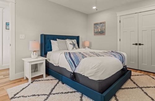 Nags Head Cottage | REEL Good Vibes Canal-Front Cottage in Nags Head