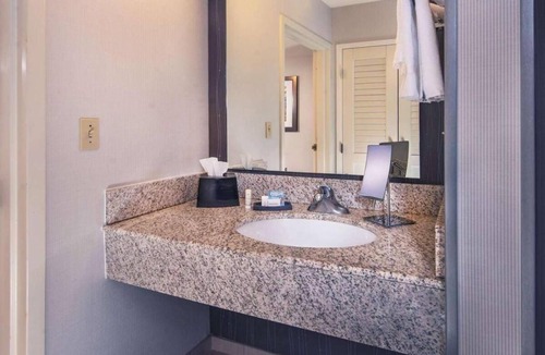 Bethlehem Hotel | Relax and Unwind! Modern Unit with Balcony, Pet-friendly Property!
