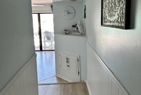 Garden City Apartment | Relax at the Beach