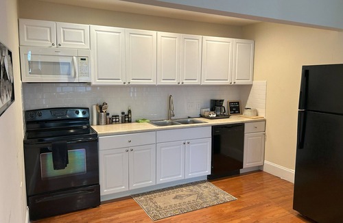 Plaza Midwood House | Relax @ Midwood