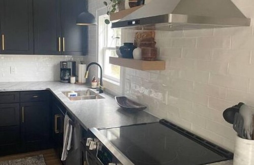 Buxton House | Relax, unwind in beautiful coastal cottage near exquisite Cape Hatteras Seashore