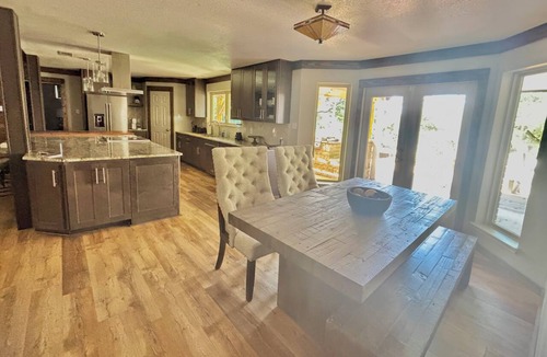 Morgans Point Resort House | Relax, Unwind & Recharge at Tejas En El Lago
