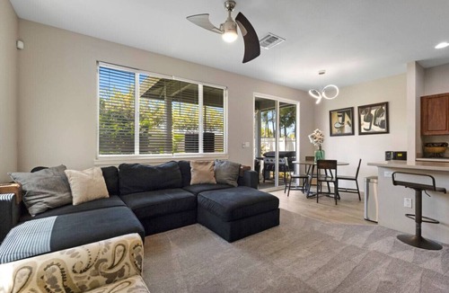 Ewa House | Relaxed Island Living- WD, AC, Backyard, Workspace
