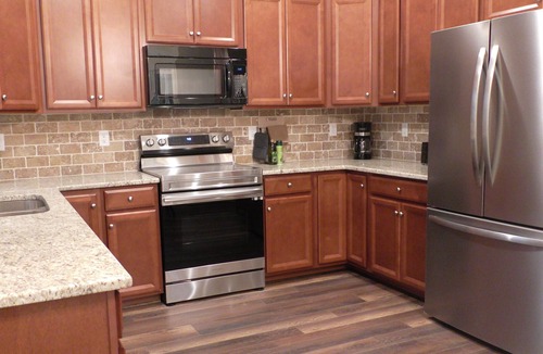 Mechanicsville House | Relaxing 5 bdrm Covered Porch Central Richmond