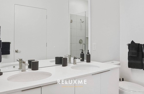 Optimist Park Condo | Reluxme | 2BR Condo Near NoDa - Walk to Light Rail