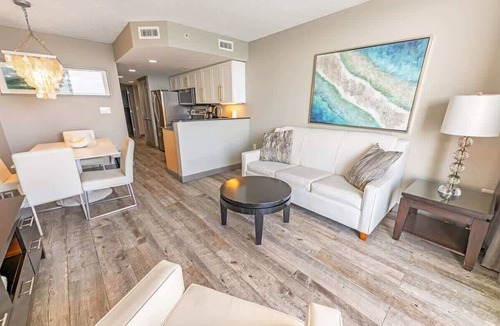 Downtown Myrtle Beach Condo | Remodeled Direct Oceanfront, Amazing Views Modern!