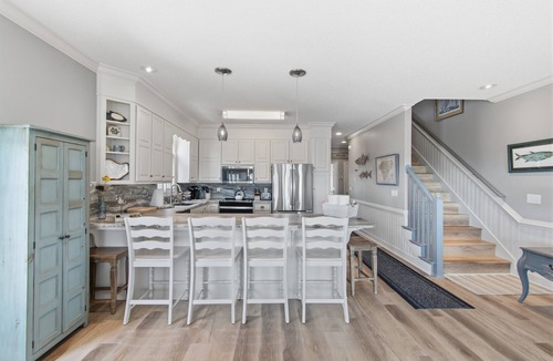 Sunset Beach House | Renovated Ocean Front Dream House in Sunset Beach