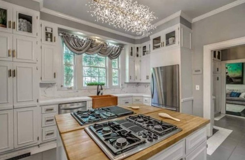 Conway House | Rent a whole Inn! The Inn on Elm 6 beds/5 baths.