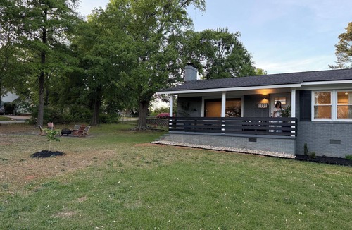 Inman House | Rest & Rise Retreat