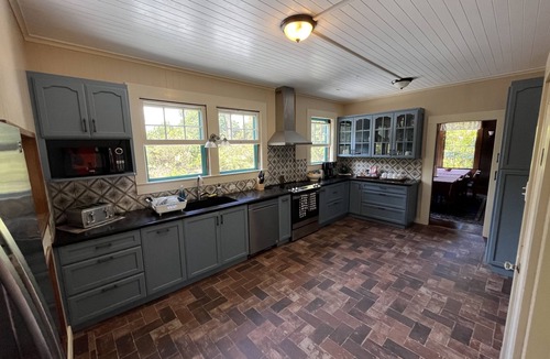 Hilo House | Restored Historic Mansion with Modern Amenities Steps to the Beach!