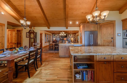 Blowing Rock Cottage | Retreat for Mountain Adventure and Relaxation