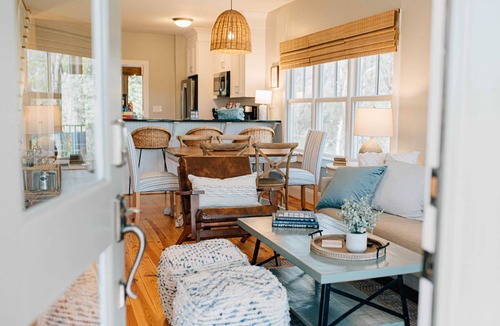 Irvington House | Retreat to Fairytale Cottage with Pool