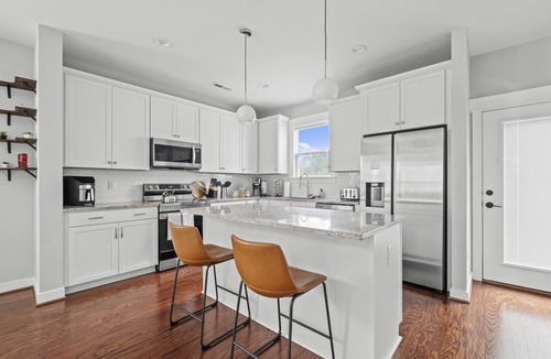 Jackson Ward House | Richmond Gem, Free Parking, Quiet, Fenced,Walkable