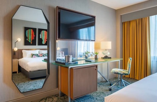 Downtown Washington D.C. Hotel | Right in the Middle of Everything | Steps Away from Downtown D.C