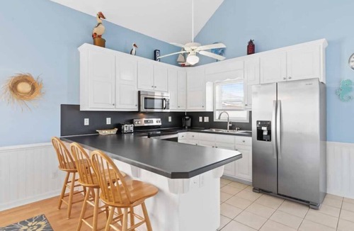 Sunset Beach House | Rip Tide by Brunswick Vacation Rentals: Sunset Beach Home, Sleeps 10, Near Beach