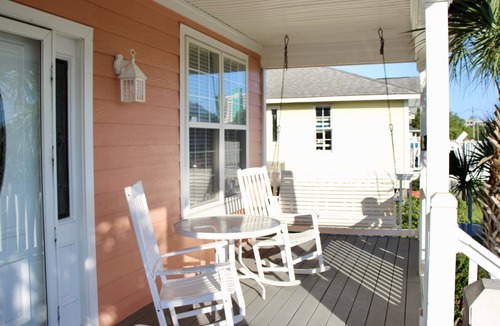 Garden City Cottage | Rising Tides Properties "Just Peachy"
