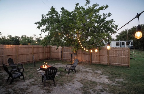 Brownwood House | River Front Get Away
