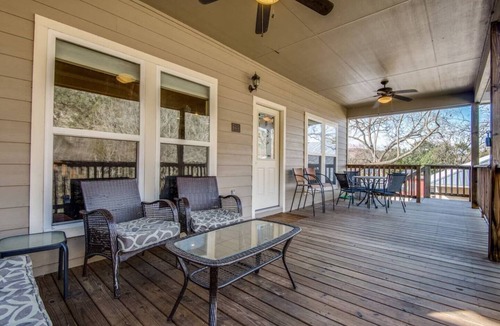 New Braunfels House | River View on the Guadalupe