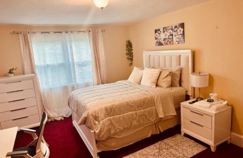 East Riverdale House | Riverdale Retreat Spacious 4BR DC Access