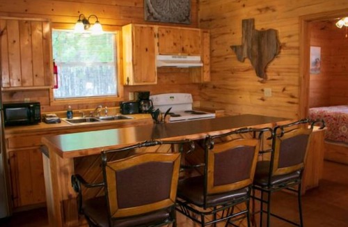 Leakey Cabin | Riverfront Cabins and Vacation Homes