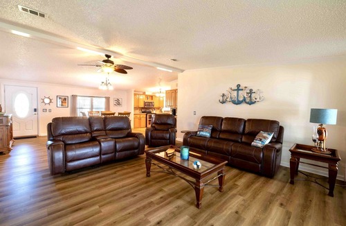 Crescent City House | Riverfront Retreat w/Dock, Lifts & Sunset Views