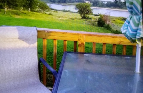 Llano House | Riverhouse - Adjacent To The Llano River and Badu Park.