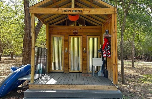 Smithville RV Rental | Riverside Site 2