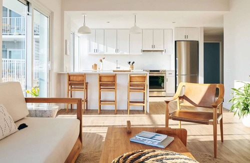 Queens Hotel | Rockaway Beach Stay | Pool. Rooftop. Dining + Spa