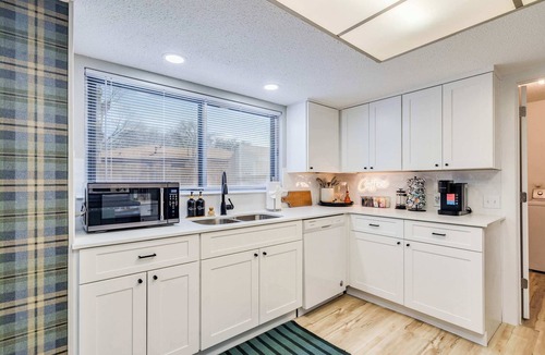 University Hills House | Rockstar Home: Jam Garage Theater & Music Room