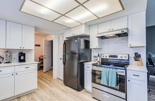 University Hills House | Rockstar Home: Jam Garage Theater & Music Room